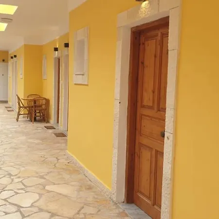 Escape Guest house *