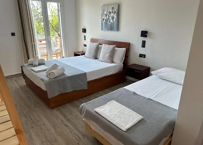 Escape 3* Himarë
