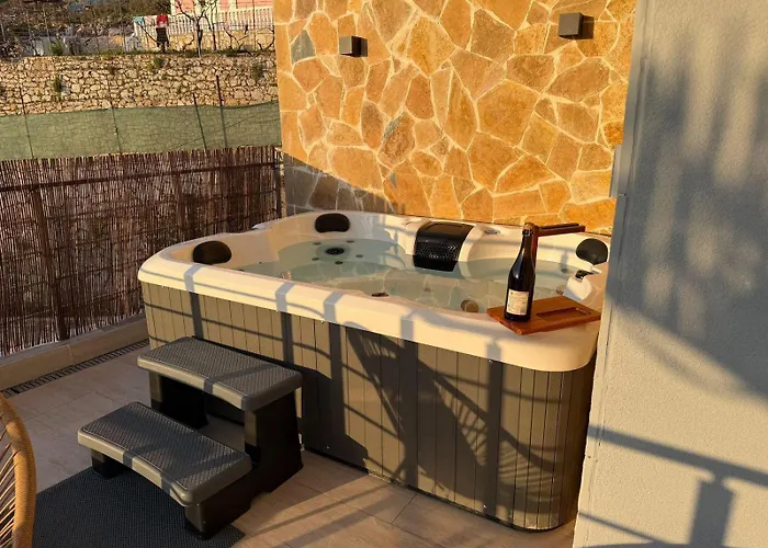 Escape 3* Himarë