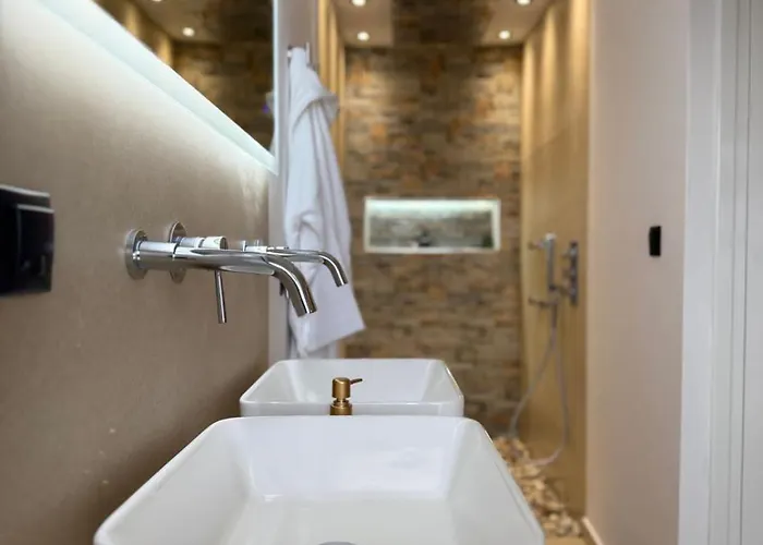 Affittacamere Escape Himare